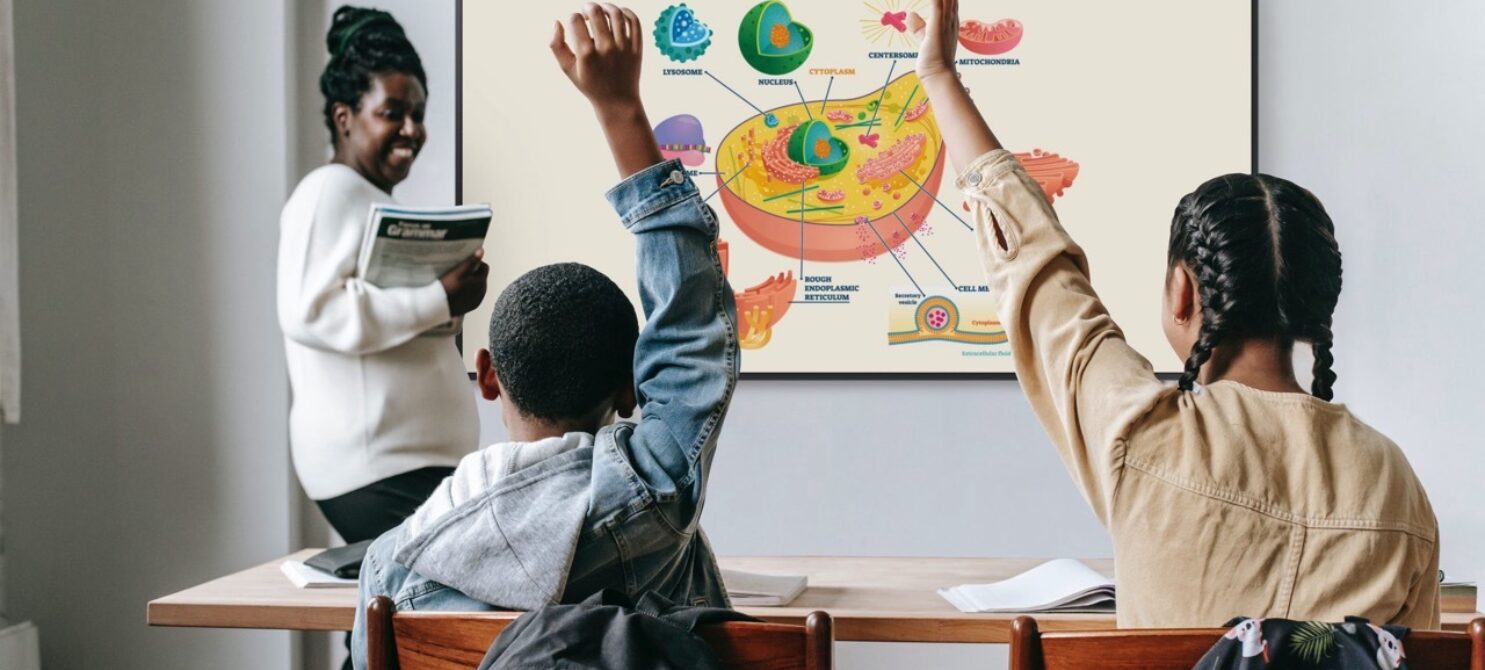 Samsung QMB Series Classroom 3 scaled groot